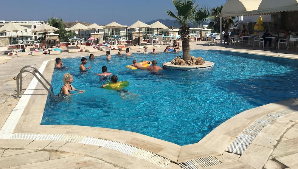 Sunpoint Hotel Bodrum غومْبيت المظهر الخارجي الصورة